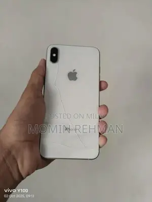 Apple iPhone XS Max 64GB Unlocked Smartphone with Minor Back Damage