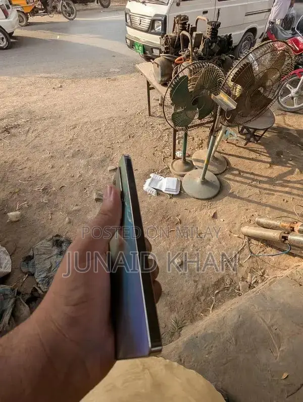 Infinix Note 40 Smartphone Complete Set with Accessories