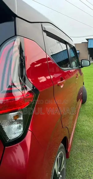 Nissan Dayz E-Hybrid Compact Crossover with ProPILOT Technology