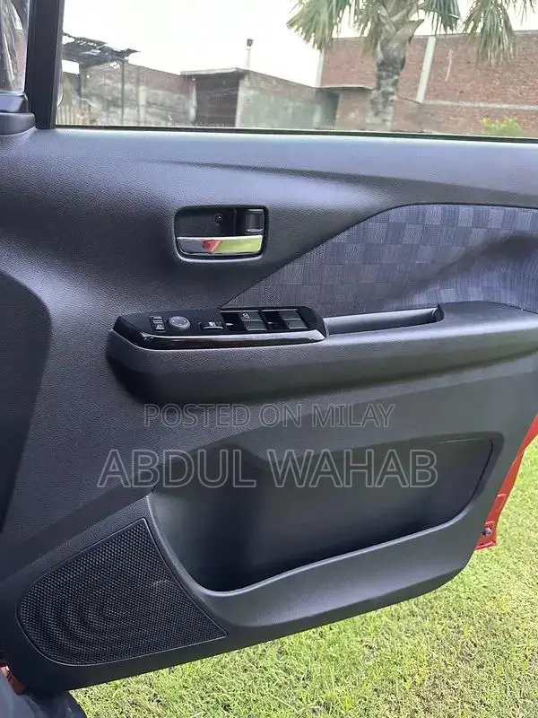 Nissan Dayz E-Hybrid Compact Crossover with ProPILOT Technology