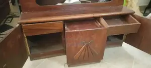 Solid Wood Chinioti Dresser with Storage Drawers and Seating