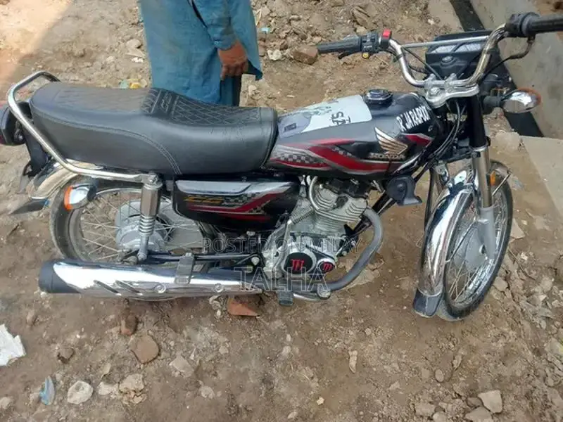 Honda 125cc Motorcycle - Quality Used Condition