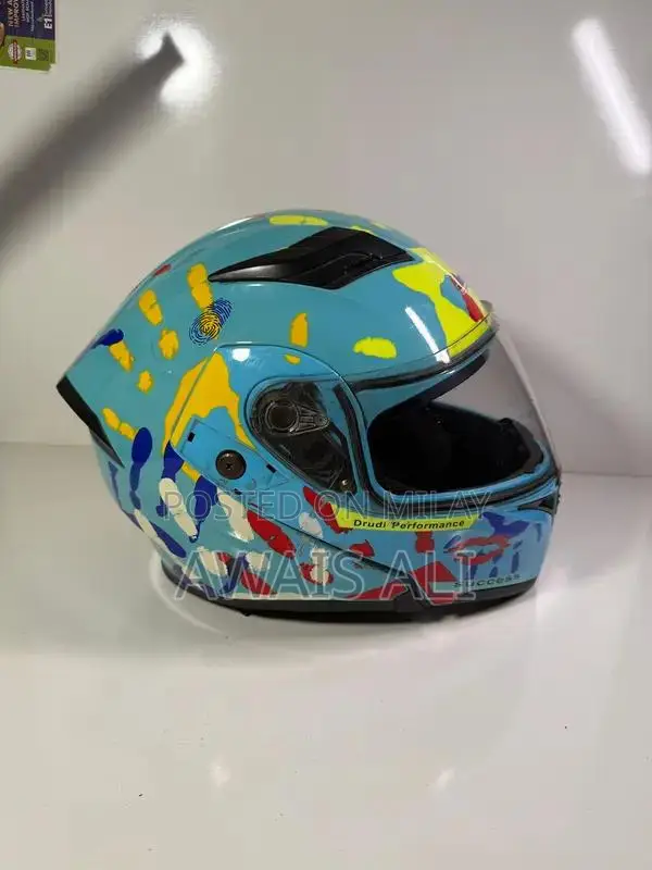 Professional Grade Safety Helmet - Durable Protective Gear