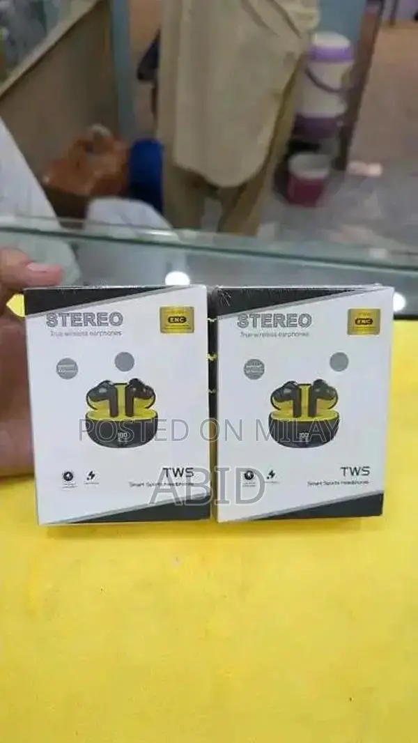 Wireless Bluetooth Earpods with Fitness Tracking Features