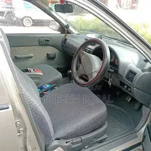 Photo - 2007 Suzuki Cultus - Well-Maintained City Car with CNG