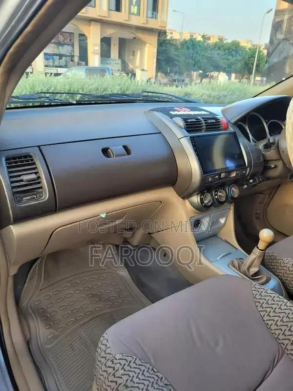 2004 City Manual Transmission Sedan with Clean Exterior