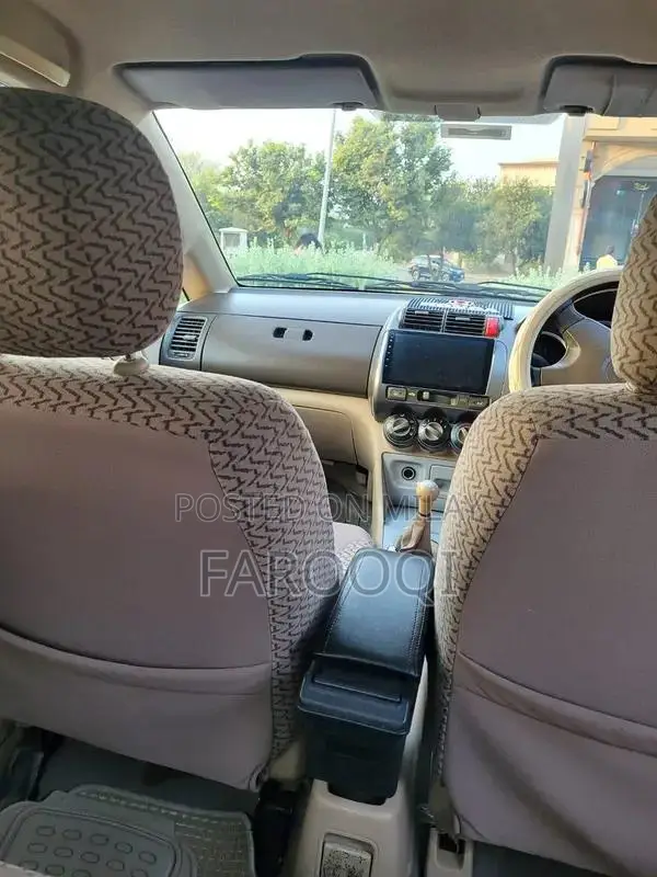 2004 City Manual Transmission Sedan with Clean Exterior