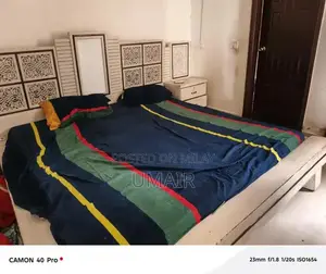 Photo - Complete Bed Set with Minor Repairs Needed