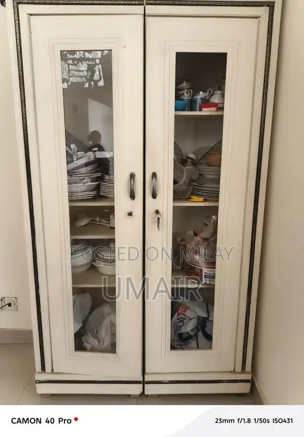 Complete Bed Set with Minor Repairs Needed