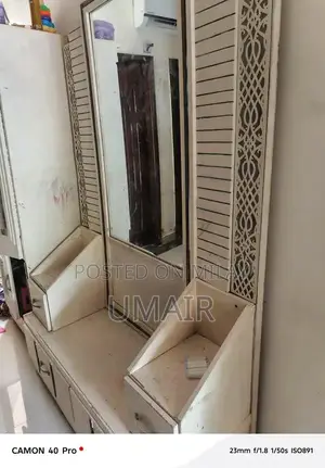 Complete Bed Set with Minor Repairs Needed