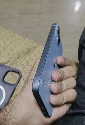 Factory Unlocked Smartphone with Strong Battery Performance