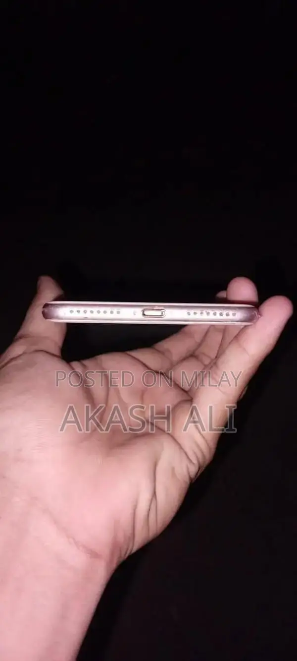 Smartphone 10x10 with Full Battery Capacity