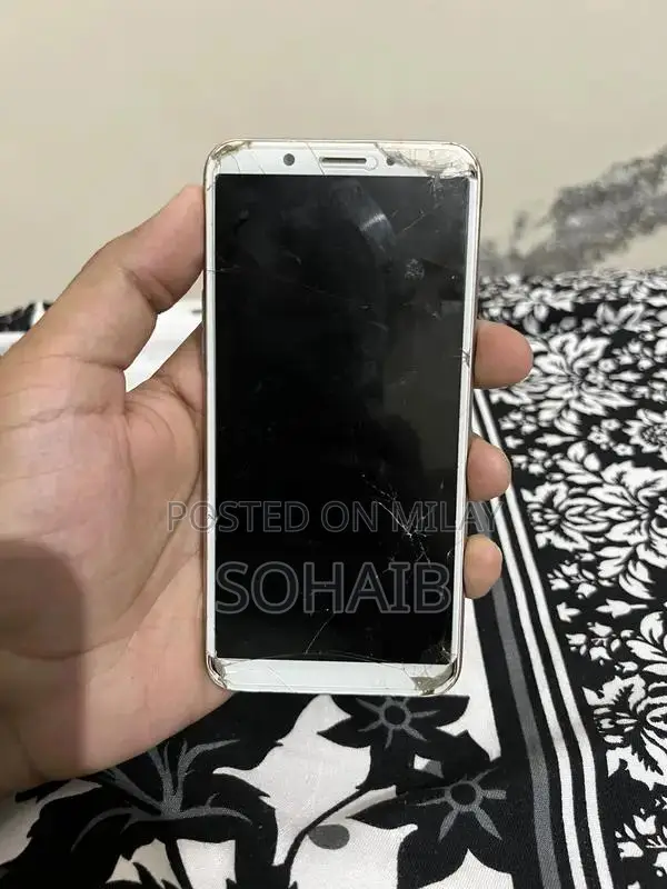 Affordable Smartphone with 3GB RAM and 32GB Storage