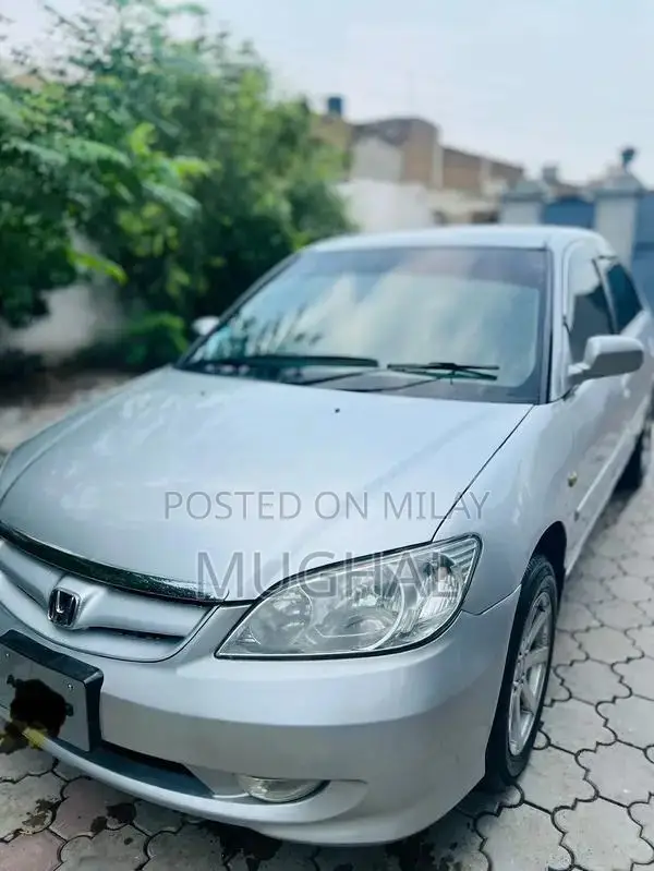 2004 Honda Sedan - Clean Vehicle Ready to Drive