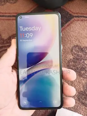 Photo - New OnePlus 8T 256 GB Blue