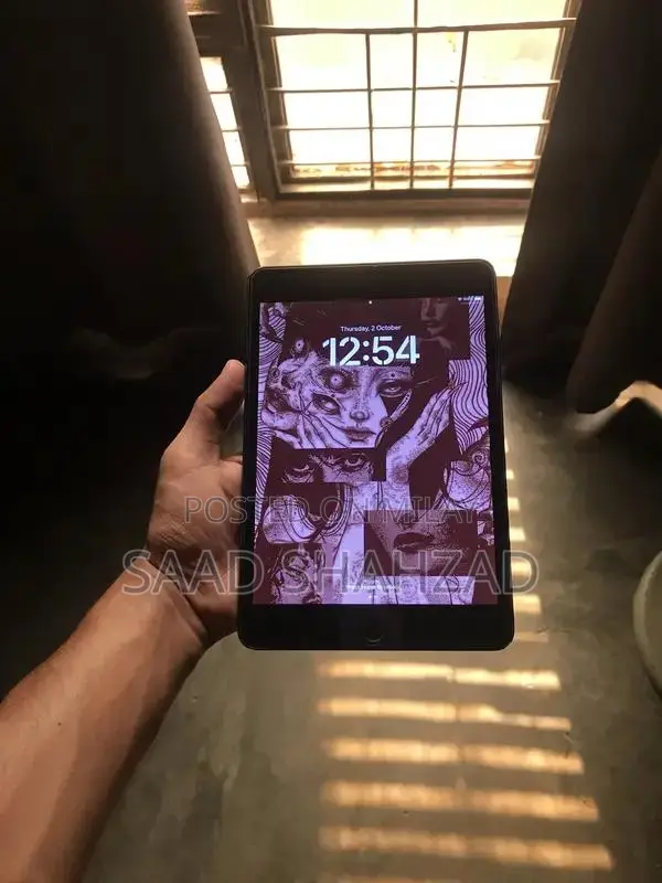 Apple iPad Mini 5 Tablet - High Performance Compact Device