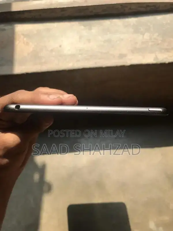 Apple iPad Mini 5 Tablet - High Performance Compact Device