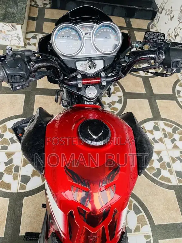 Honda CB 150 F Motorcycle - 2022 Model Sports Bike