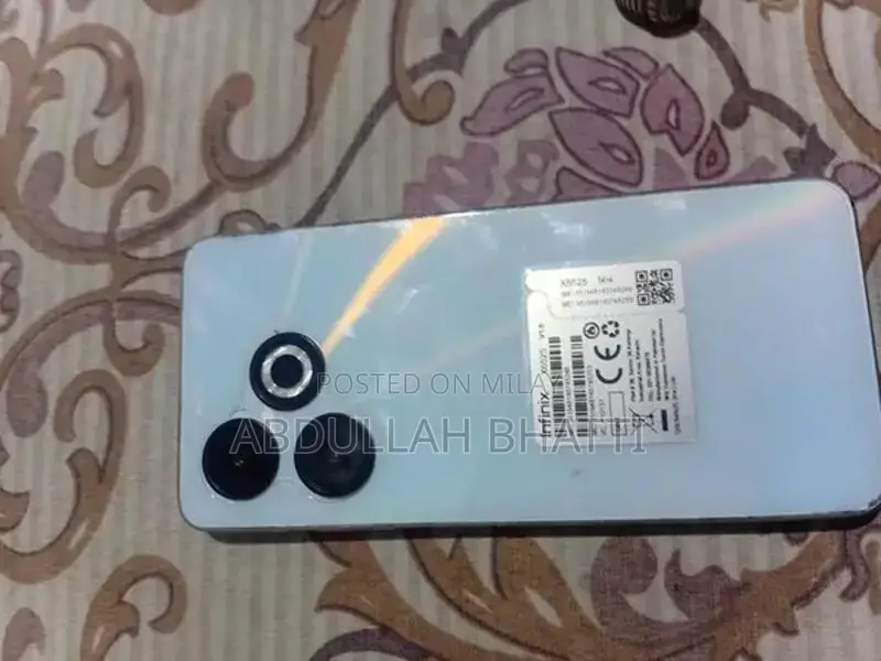 Infinix Smart 8 Smartphone 4GB RAM 64GB Storage