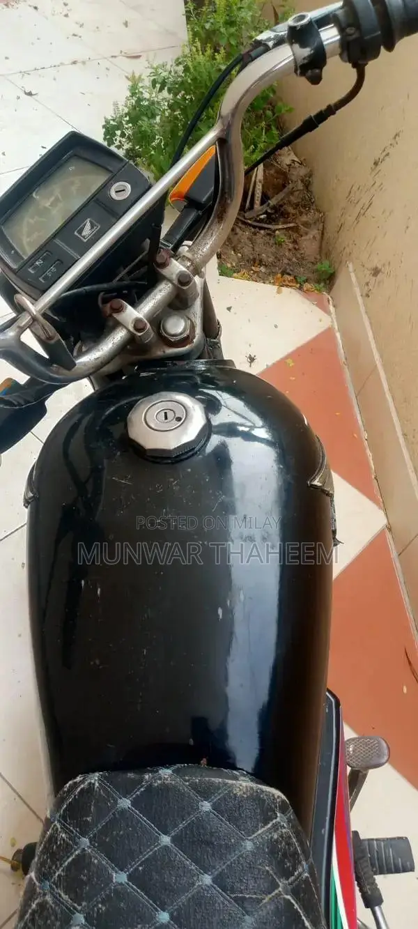 Honda Motorcycle - Classic CD Model Compact Bike