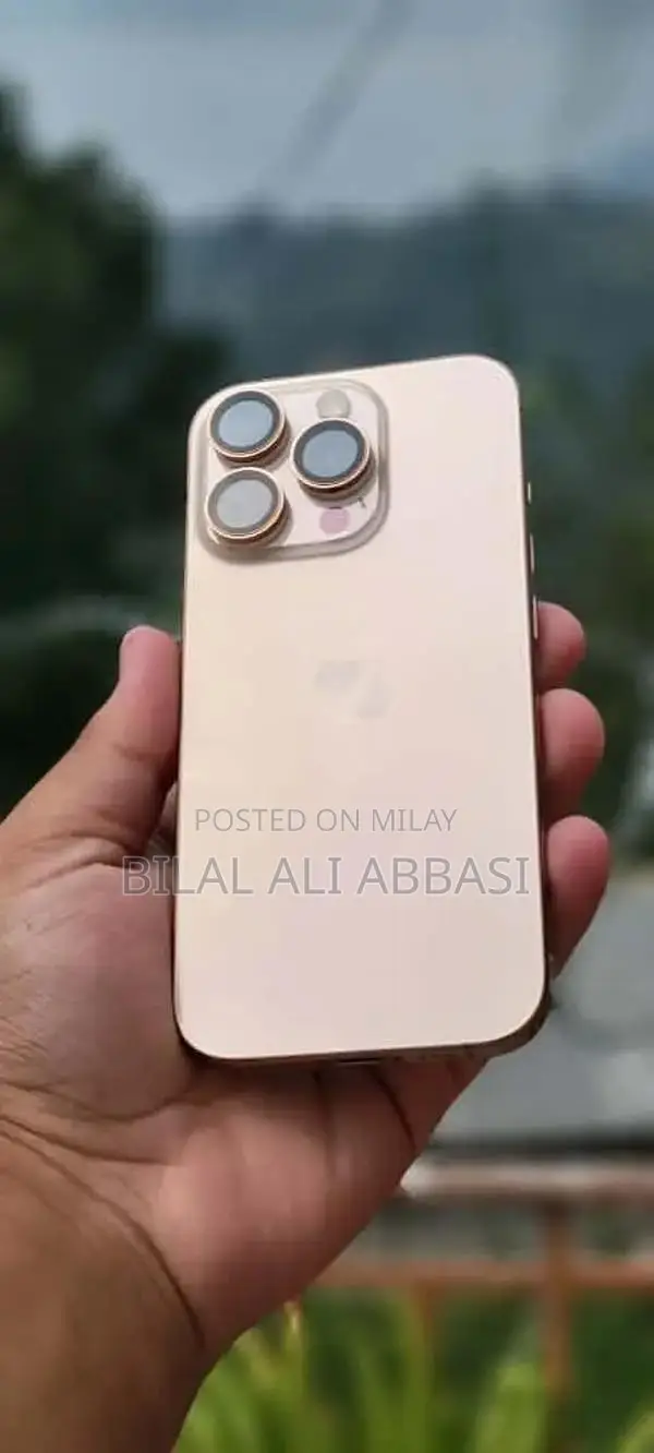 256GB Desert Titanium Smartphone Pro Model