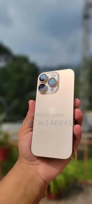 256GB Desert Titanium Smartphone Pro Model