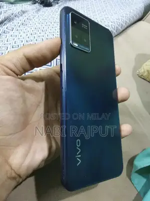 Vivo Smartphone 4GB RAM 128GB Storage with Accessories