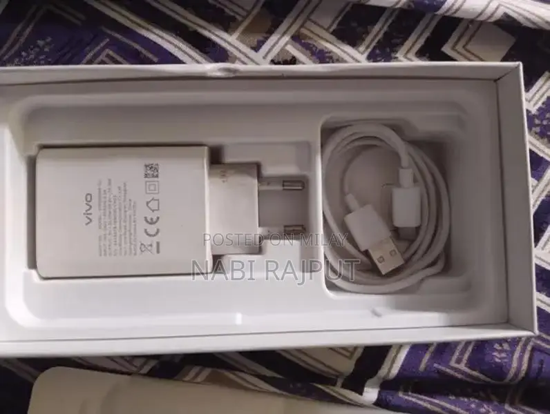 Vivo Smartphone 4GB RAM 128GB Storage with Accessories