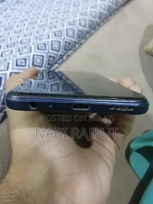 Vivo Smartphone 4GB RAM 128GB Storage with Accessories