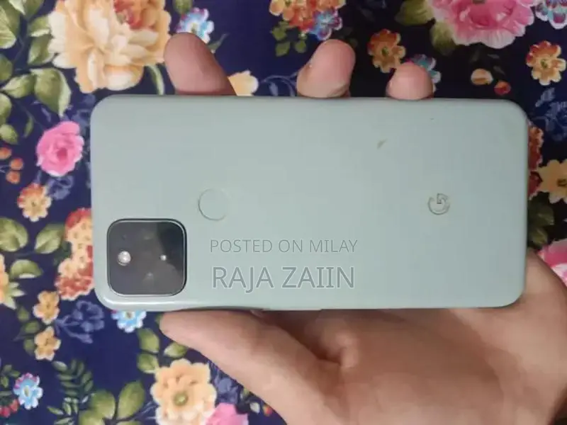 Google Pixel 5 Smartphone - Excellent Condition Unlocked