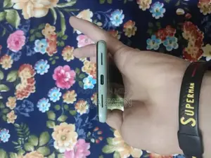 Google Pixel 5 Smartphone - Excellent Condition Unlocked