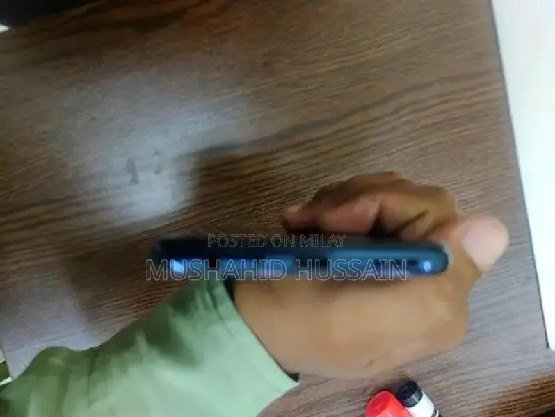 OnePlus N200 Smartphone in Good Condition