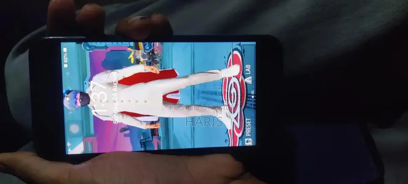 Apple iPhone 7 32GB Smartphone with 100% Battery Health