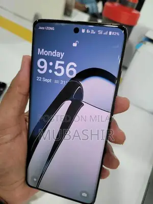 Premium Smartphone with High Storage and Sleek Black Design