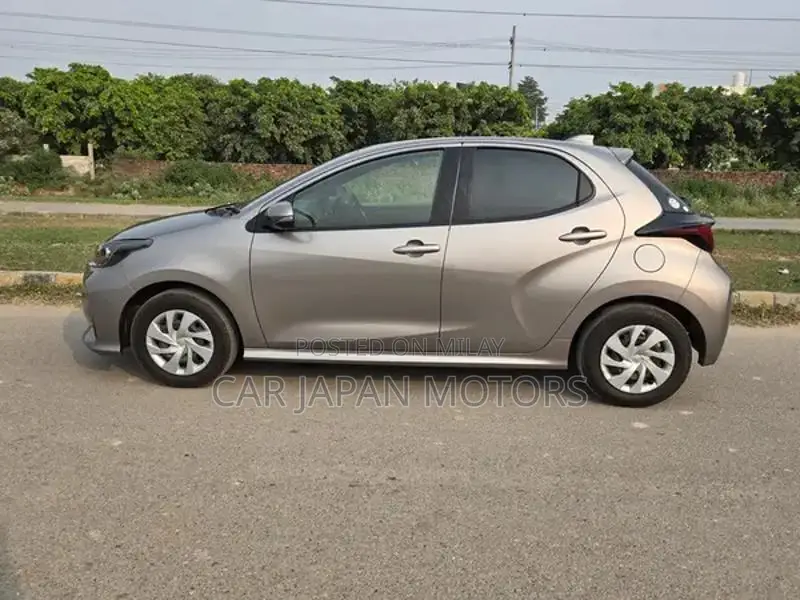 Toyota Yaris Hatchback X 2022 Compact City Car