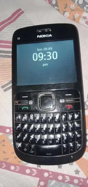 Photo - Nokia C3 Compact Mobile Phone with Charger
