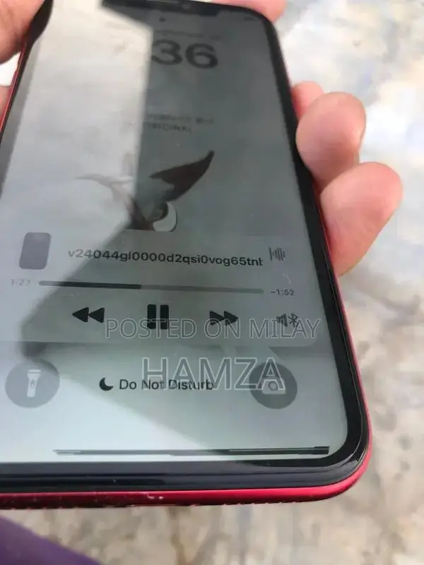 Sleek Smartphone with Compact Design and Multimedia Features