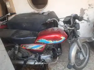 Metro 70cc Motorcycle in Good Condition