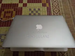 Apple MacBook Air 13-inch Early 2015 Laptop