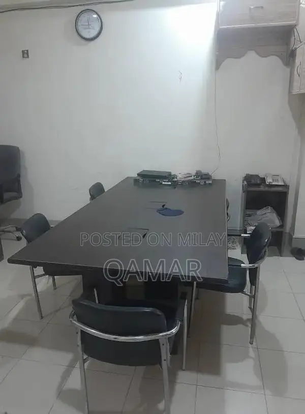 Conference Meeting Table for Professional Spaces