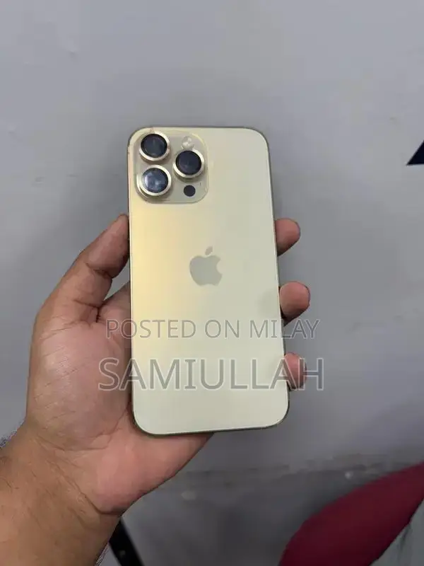 Apple iPhone 14 Pro Max Unlocked Smartphone