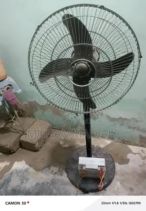 Photo - Portable DC Fan with Battery - Rechargeable Cooling Device