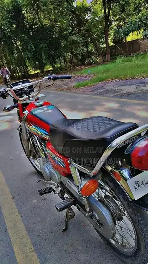 Honda 125cc Motorcycle - 2018 Model Sport Bike