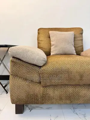 Classic 6-Seater Living Room Sofa Set in Good Condition