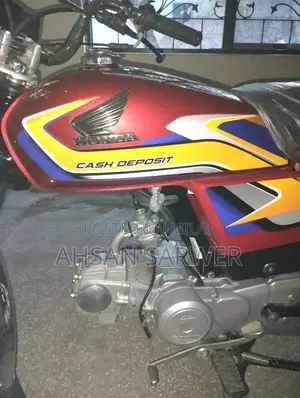 Honda CD 70 Motorcycle - Pristine 2025 Model