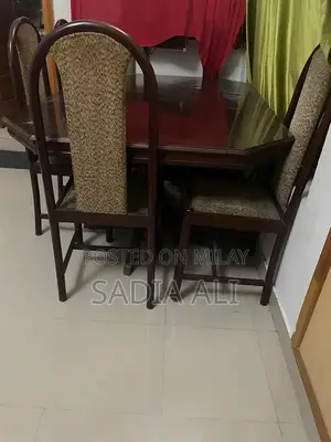 Seasham Wood 6-Seater Dining Table