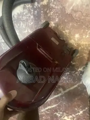 Photo - Hitachi Powerful 1300W Vacuum Cleaner Machine