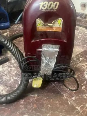 Hitachi Powerful 1300W Vacuum Cleaner Machine