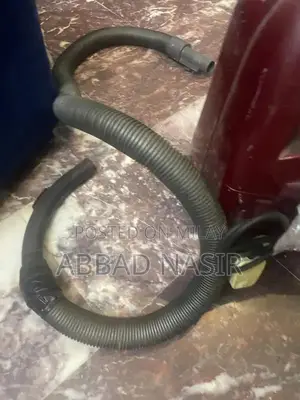 Hitachi Powerful 1300W Vacuum Cleaner Machine