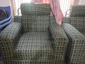 Five Seater Sofa Set in Good Condition